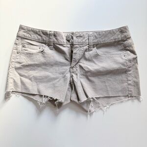 VNTG 2012 American Eagle Corduroy Cut-Off Shorts - Size 6
